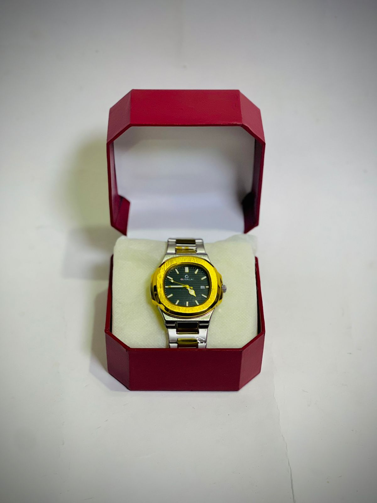 Gusalai Golden 6050 Watch