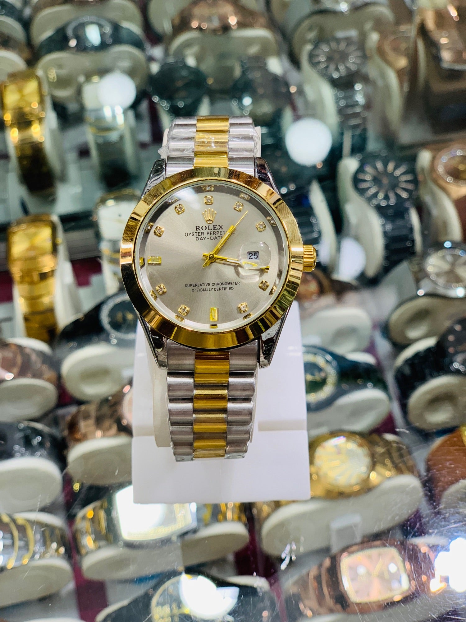 Rolex OYster Perptual Date Just Diamond Gold