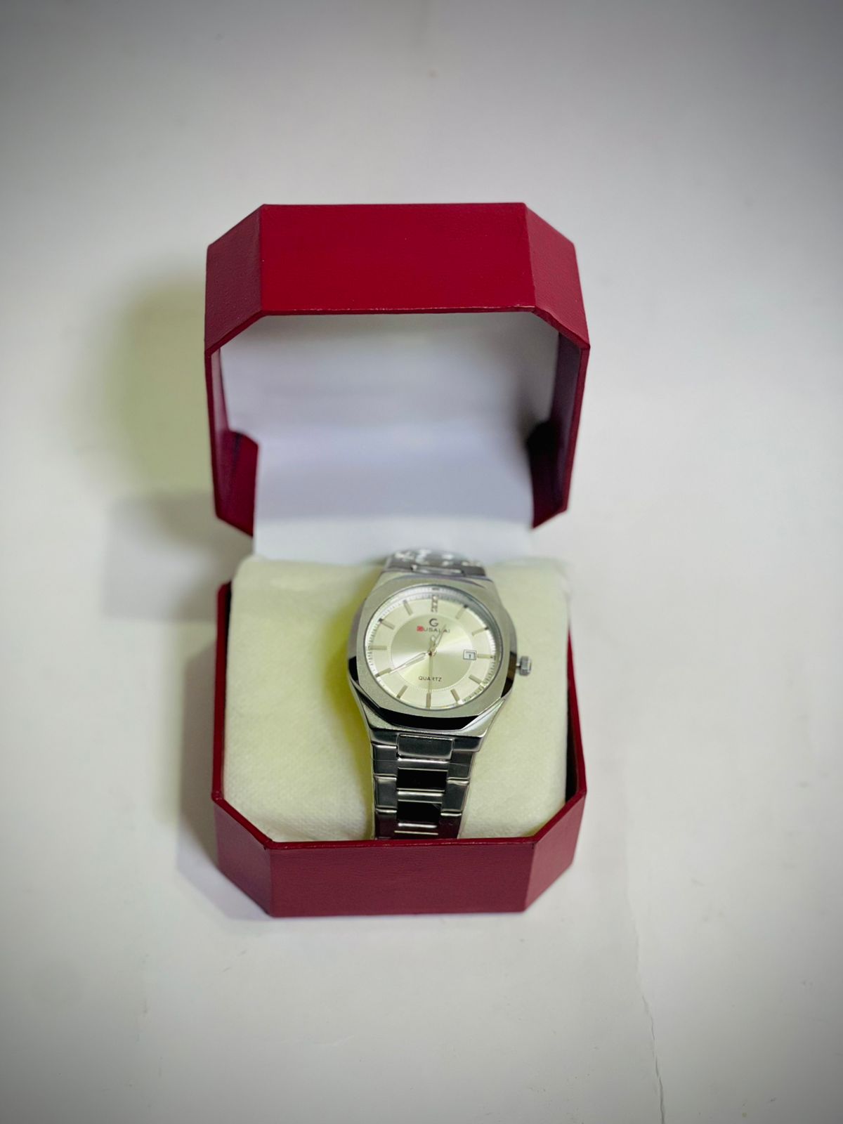 Gusalai Quartz Silver 8119G 22k watch
